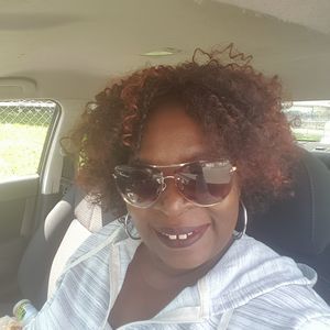 Meet your Posher, Lawonda